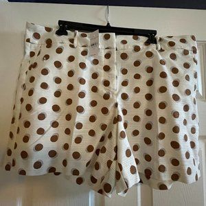NEW! Ann Taylor Mid Rise Polka Dot 6” Shorts